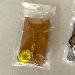 Handmade resin jewerly